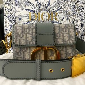 CHRISTIAN DIOR  Oblique 30 Montaigne Box Bag Grey
